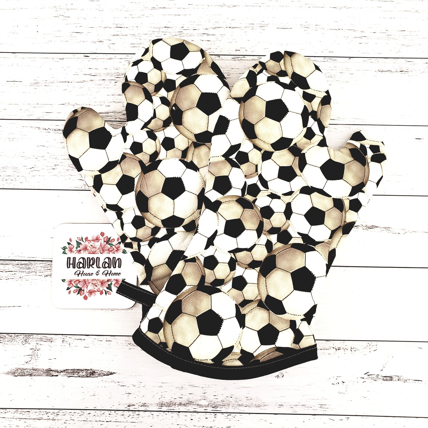 Heat proof oven mitt - Soccer Balls