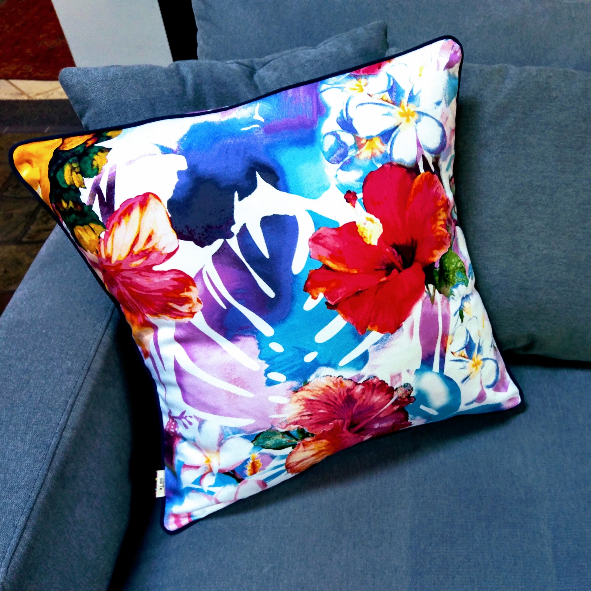 Hibiscus Flowers with navy piping Cushion Cover - Harlan House & Home